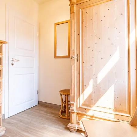 Ferienhaussiedlung Strandperlen Buchenhof 3b * Wustrow (Fischland)