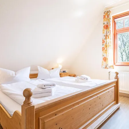 Ferienhaussiedlung Strandperlen Buchenhof 3b Tatil Evi Wustrow (Fischland)